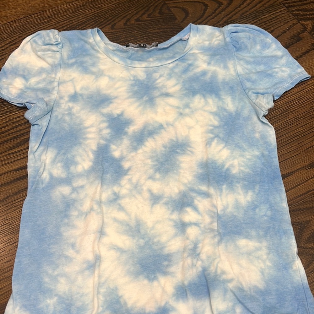 Blue and white tie dye generation love tshirt